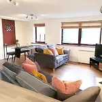 Maltings House Cosy And Stylish 2 Bedroom Flat Near The Centre With Free Parking And Ensuite Апартаменты *